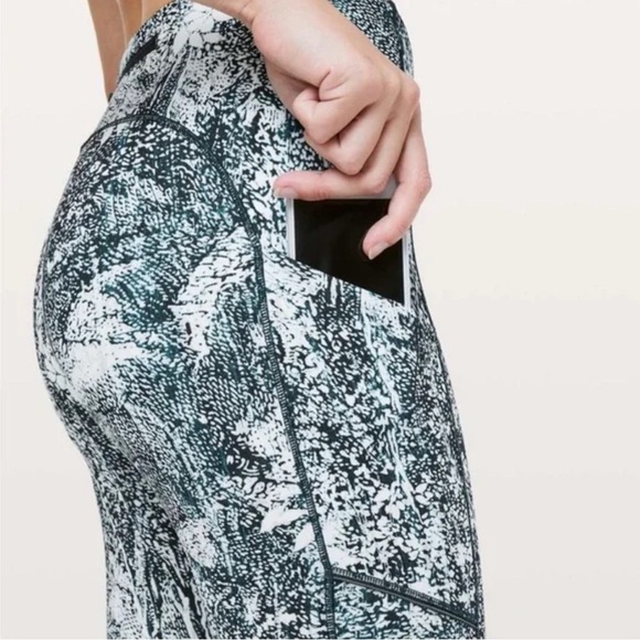 Lululemon Speed Up Tight 28" *Wildwood* Size 8 - Picture 3 of 11